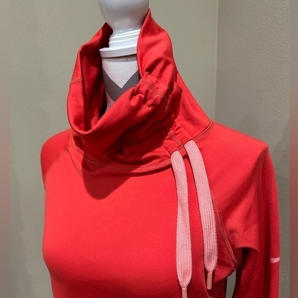 NIKE PRO Hyperwarm Hybrid Side Tie Running Top, EUC! - Picture 6 of 9